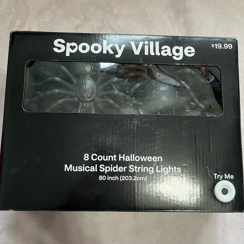 Spooky Village 8 Count Halloween Musical Spider String Lights. New in Box.